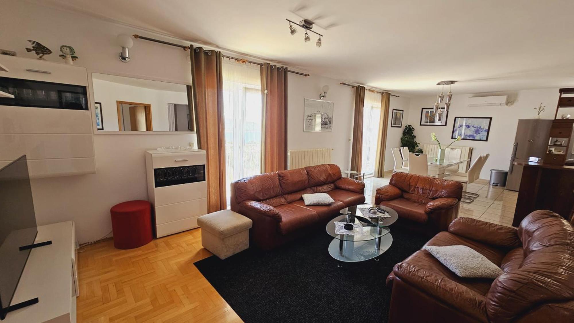 Apartment House Berry Primosten Exterior photo